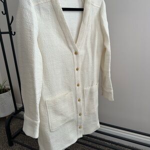 Zara Elegant Cream Cardigan Sweater